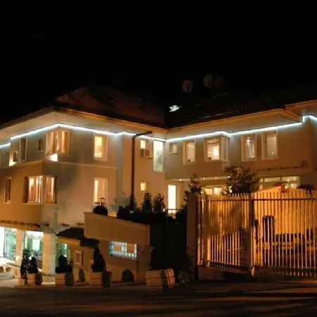Otel Hecco Saraybosna