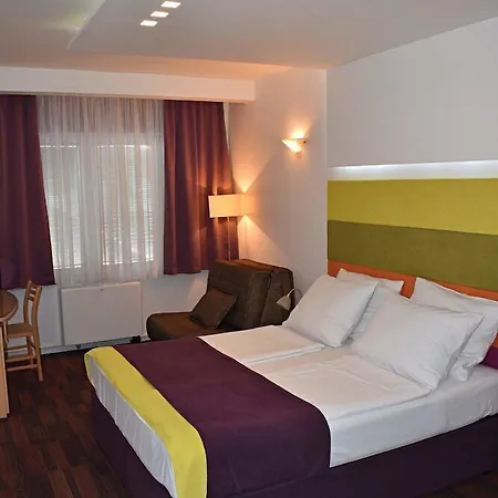 Hecco 3* Σαράγεβο